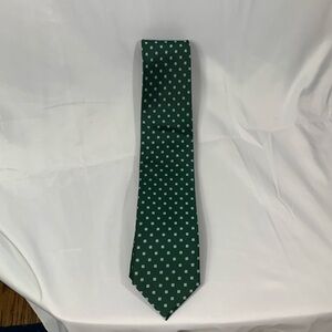 Roundtree & Yorke all silk necktie